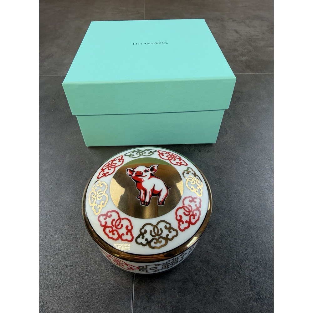 Tiffany & Co Porcelain "Year of the Pig" Trinket Lidded box L'Auberge Casino NEW